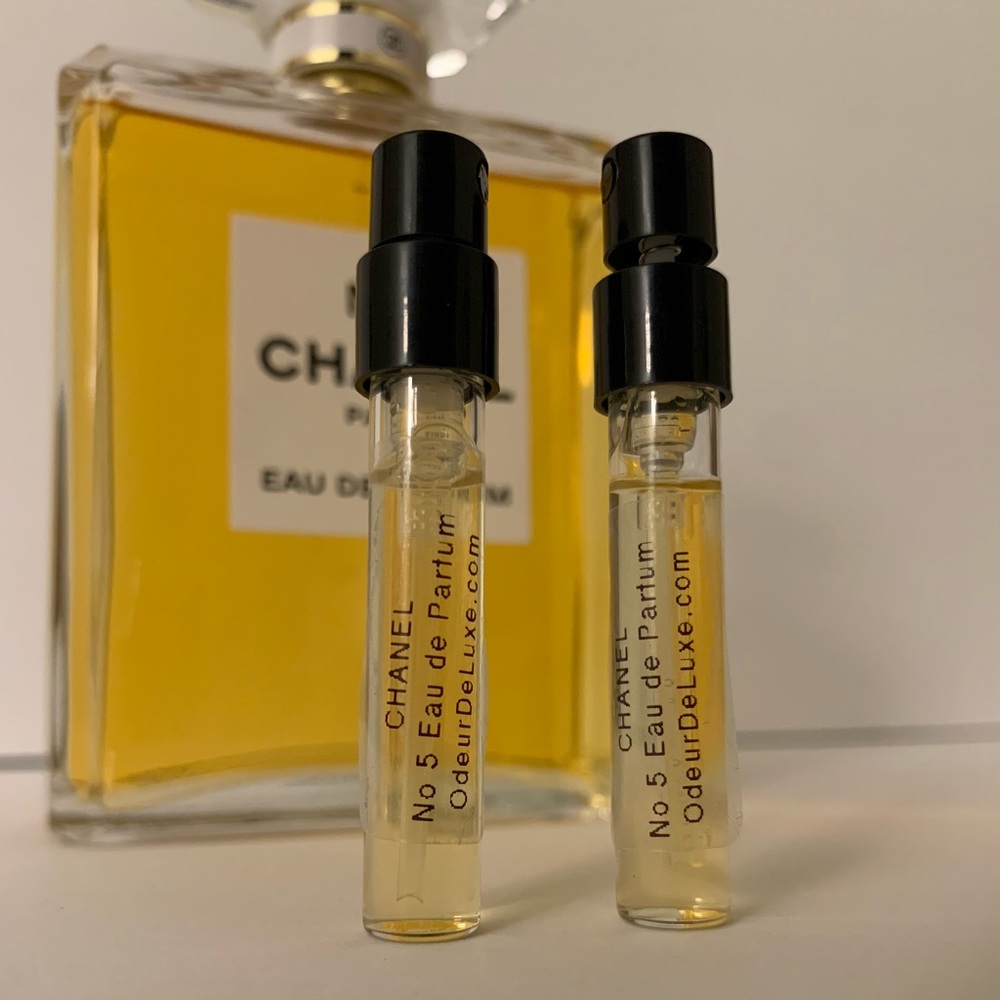 CHANEL NO 5 Eau De Parfum 1.5ML (2) TWO Travel Size LUXURY WOMENS PERFUME VIALS